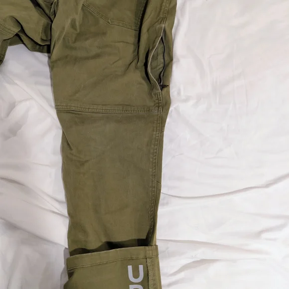 United By Blue Men's Forest Cargo Pants - Picture 3 of 3